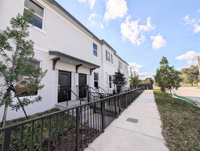 Photo - 15601 SW 280th St