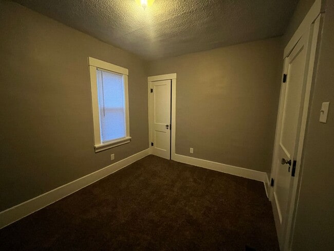 Photo - 2506 Clara Ave