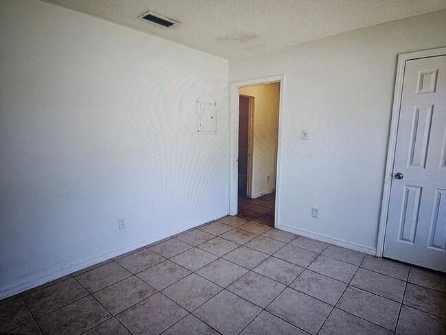 Photo - 1204 Seneca St
