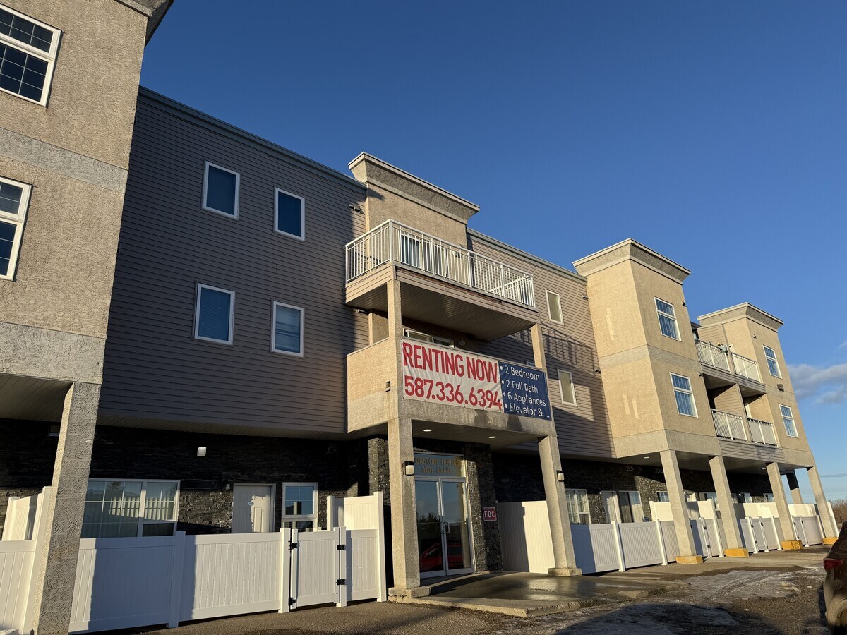 Photo - 4701 49 Ave Unit IT-302