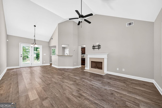 Photo - 2416 Scoggins Rd