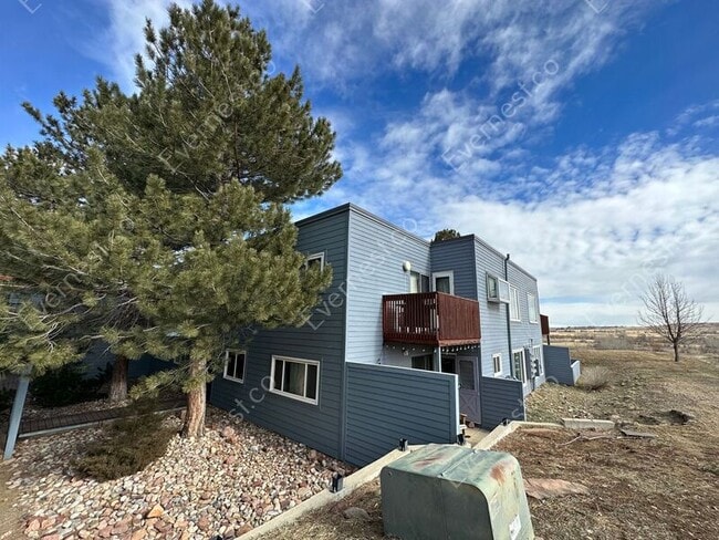 Photo - 1594 Bradley Dr