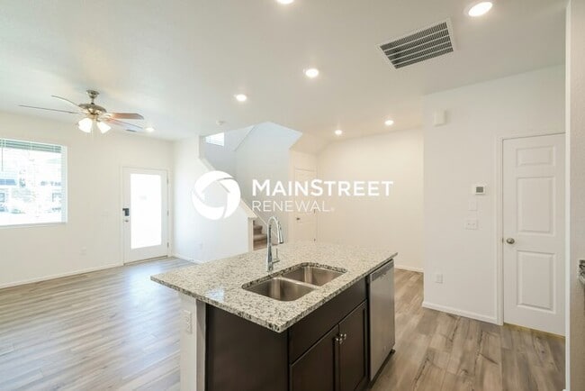 Photo - 3 Bedroom Pet-Friendly Home in Northglenn, CO with Main Street Renewal