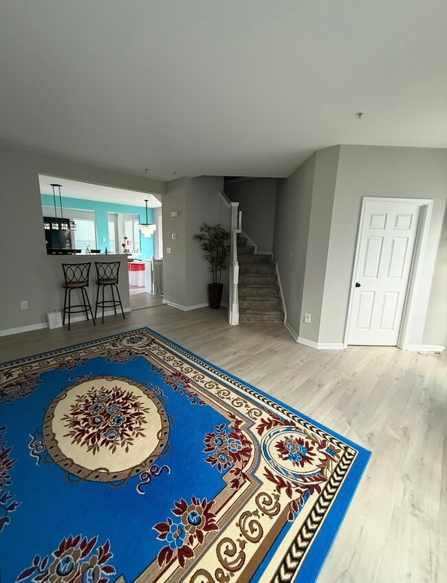 Photo - 1460 Pangbourne Way