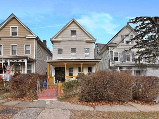 Photo - 115 Washington St Apartment Unit 1