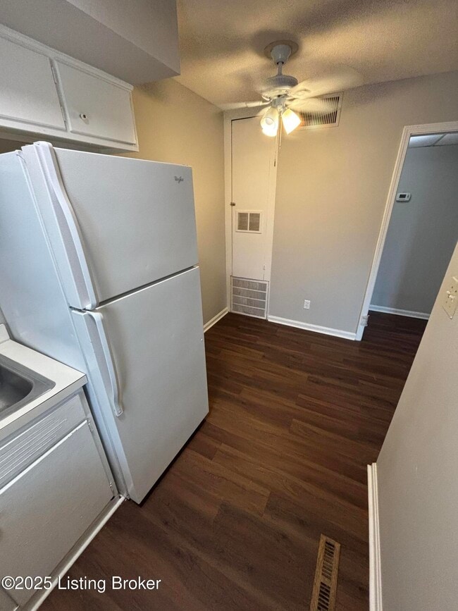 Photo - 2707 Riedling Dr Unit B1