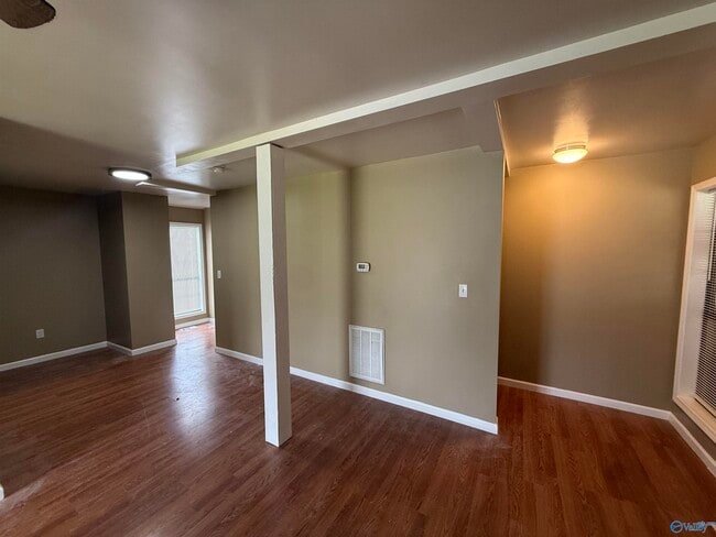 Photo - 215 Brian Dr