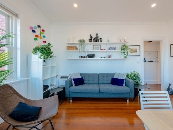 Photo - 371 Harvard St Unidad 4B