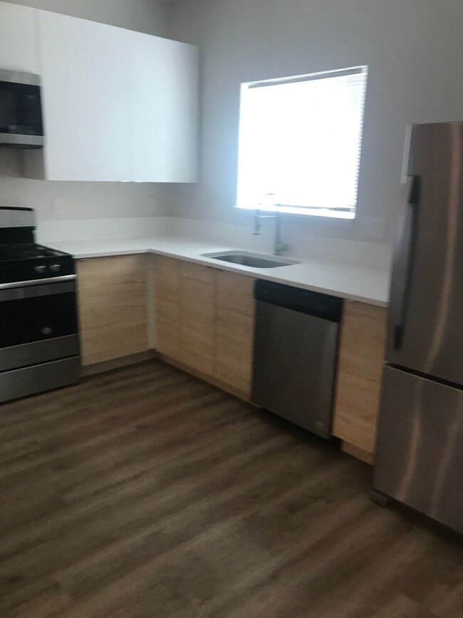 Photo - Temp 210 Unit 36A