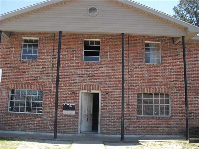 Photo - 209 Marion Ct