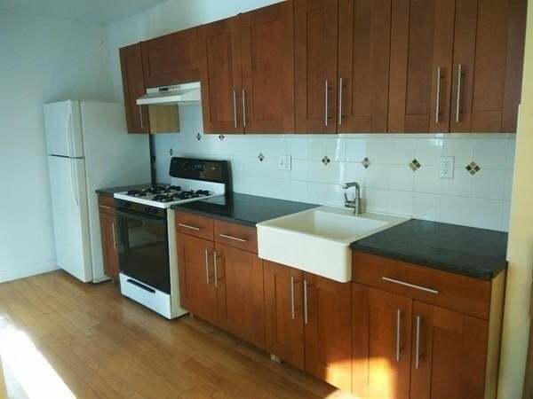 79 Dalby St