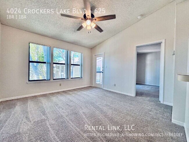 Photo - 4024 Crockers Lake Blvd Unidad 625