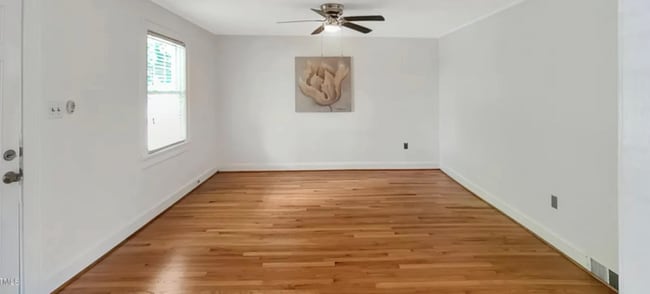 Photo - 3521 Neil St