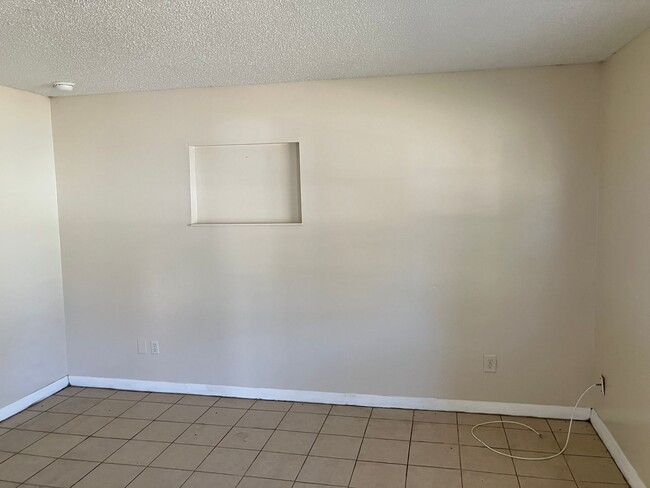 Building Photo - 39500 Lincoln Ave Unit 39500 Lincoln Ave