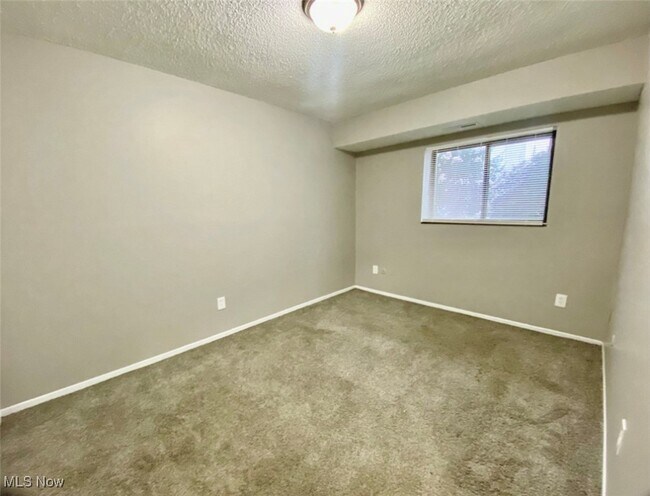 Photo - 2595 Terrace Ave Unit 3