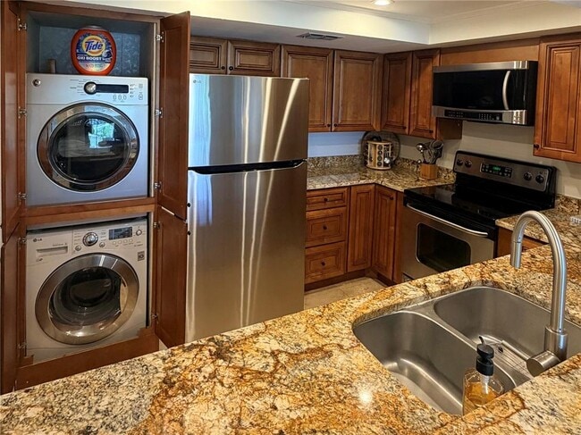 Photo - 5020 Bayshore Blvd Unit 303