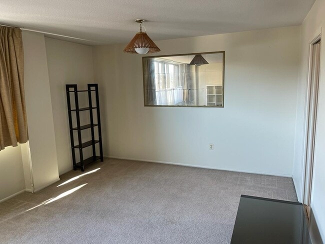 Living Room - dining area - 1 E University Pky Unit 306