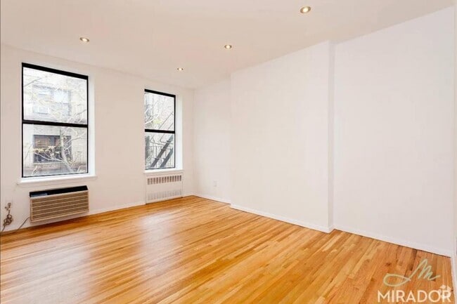 Building Photo - 1 bedroom in New York NY 10028 Unit 3A Rental
