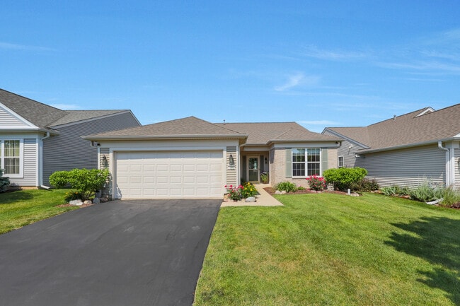 Building Photo - 11895 Bloomfield Dr Rental