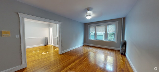 Building Photo - 3 Gray Gdns W Unit 1 Rental
