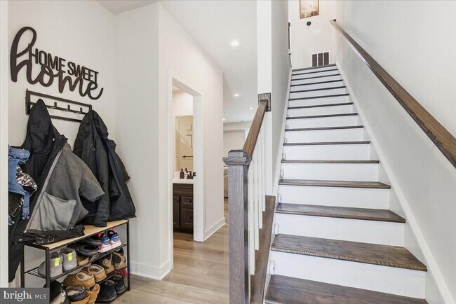 Photo - 7810 Yona Ct