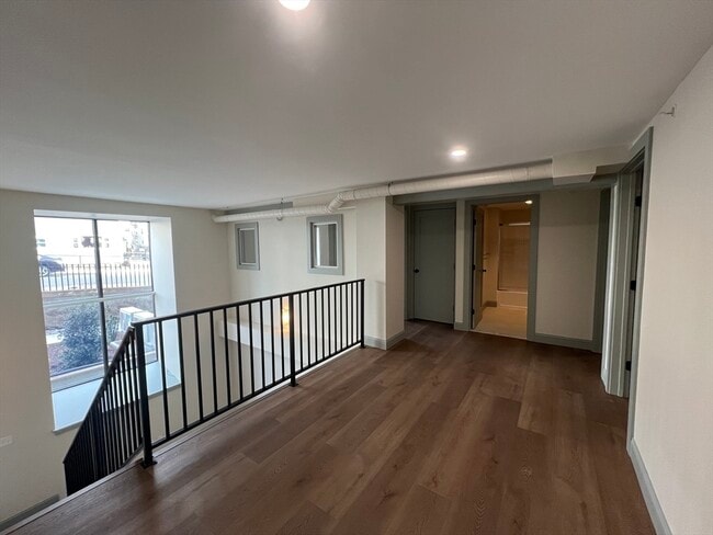 Photo - 160 Seabury St Unit 25