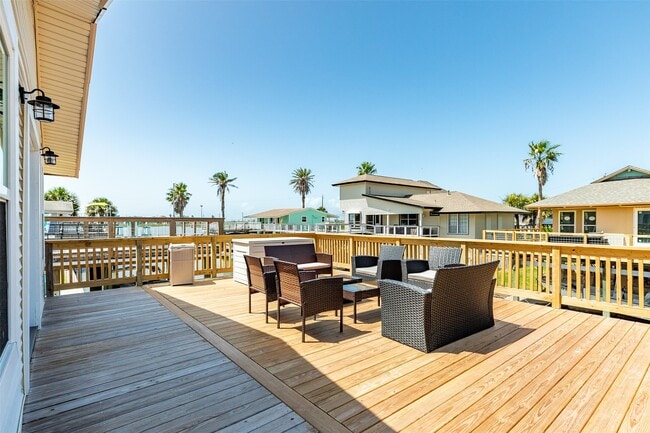 Photo - 4421 Pelican Rd