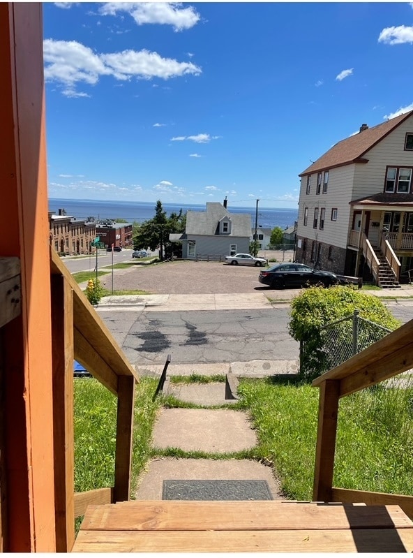 Photo - 731 E 5th St Unit 1