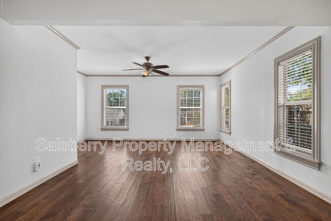 3824 Collinwood Ave