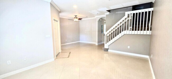 2851 Prospect Rd