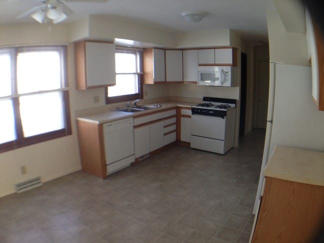 Photo - Arcadia Drive Apartments