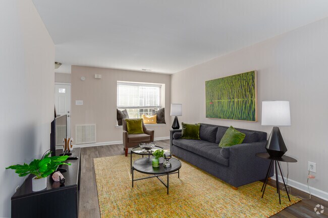 2BR, 1.5BA - 1,250SF - Living Room - Standard