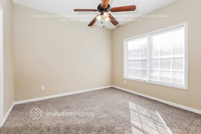 Photo - 330 Tara Beach Ln