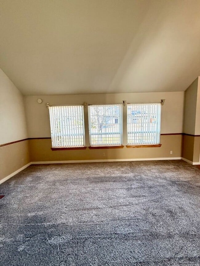 Photo - Charming 3 Bedroom home with Backyard Oasis!