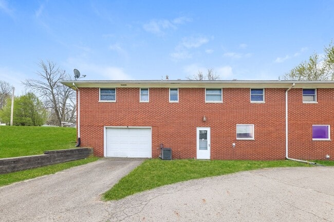 Photo - 425-453 Ogden Road Unidad 425