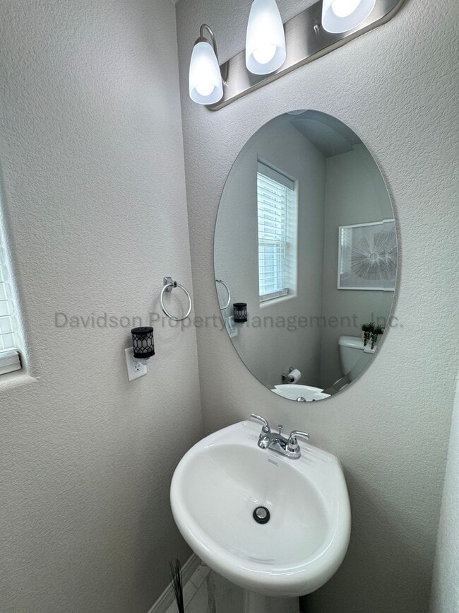 Photo - Stunning 3 Bedroom House in Falcon
