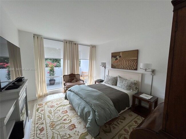 Photo - 700 Biltmore Way Unit 207