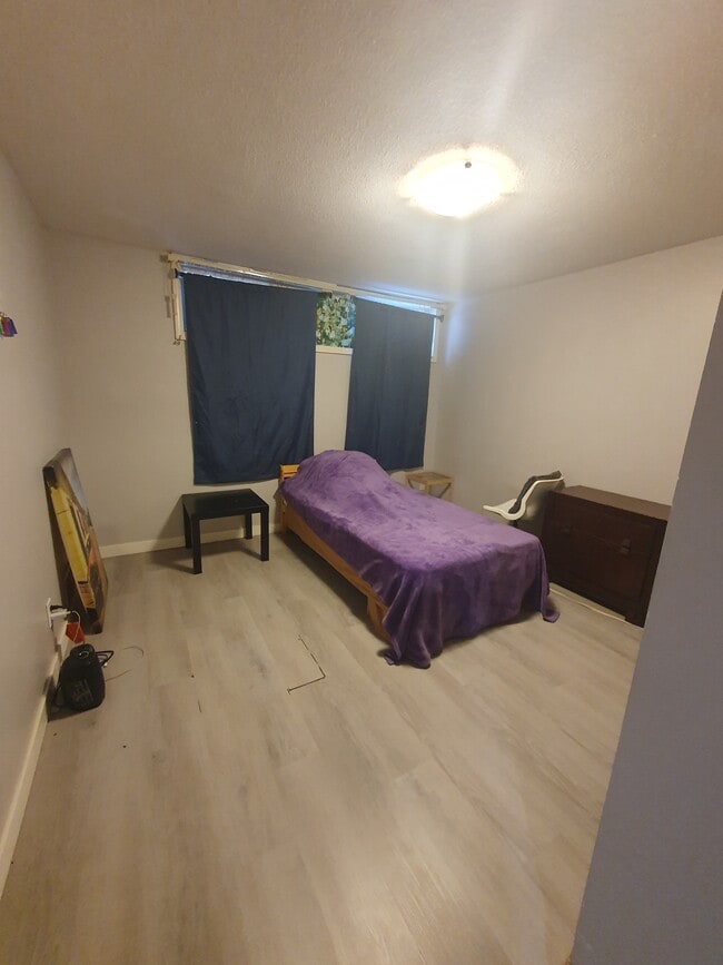 Building Photo - 1790 Hemlock St