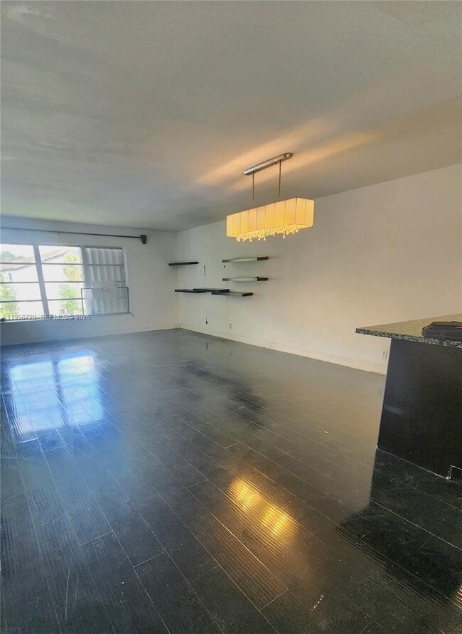 Photo - 3811 NW 84th Ave Unidad 2B