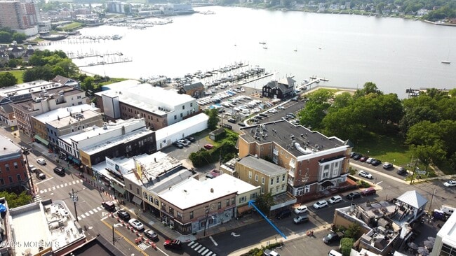 Photo - 7 Wharf Ave