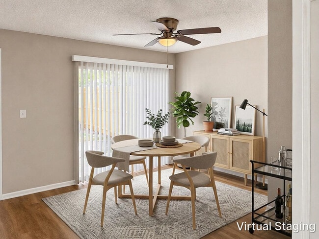 Photo - 13332 Laraway Dr
