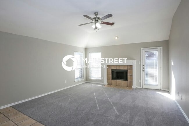 Photo - 4 Bedroom Pet-Friendly Home in Dallas, TX ...