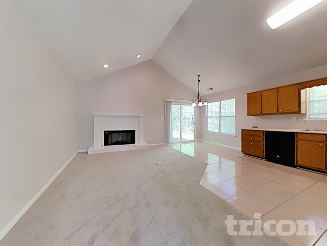 Photo - 4122 Autumn Lake Dr