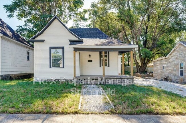 Photo - 750 S New Ave House