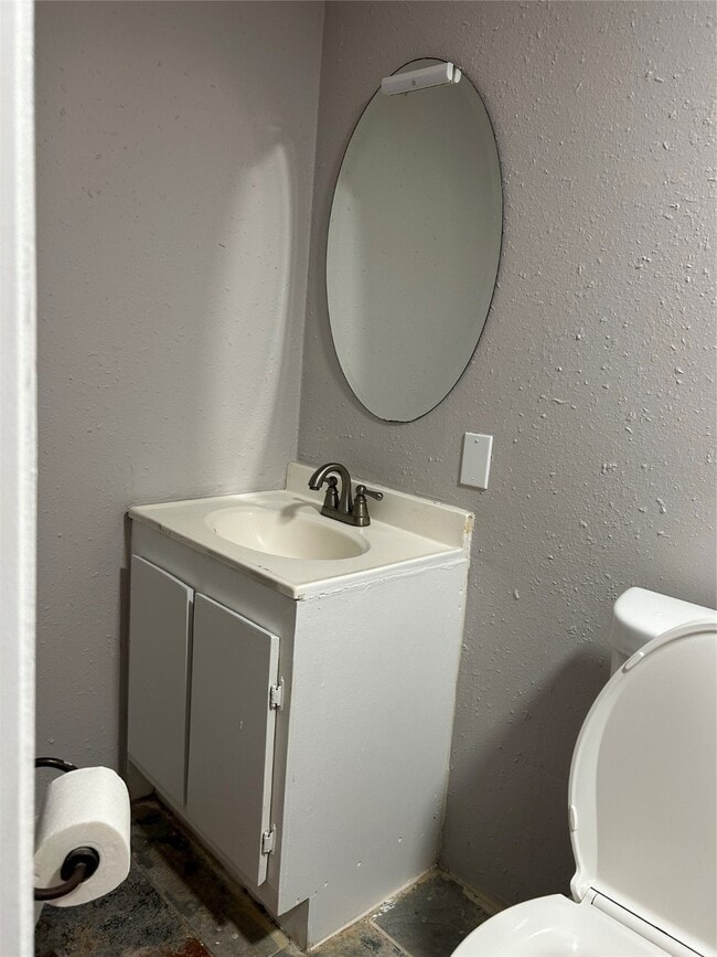 Photo - 5611 Arncliffe Dr