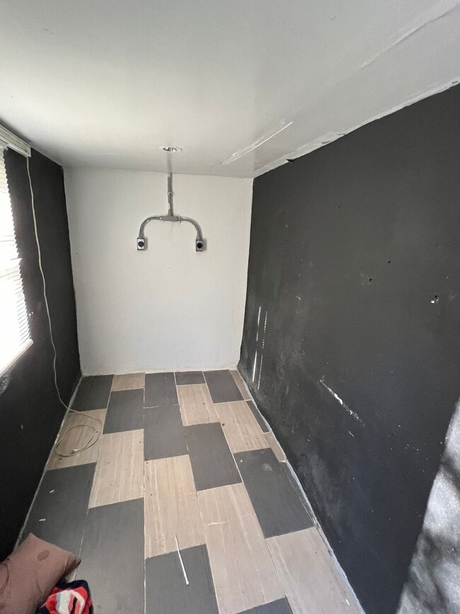 Photo - 3056 Richmond St Unidad 1st floor