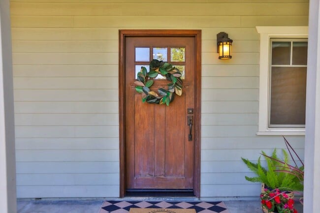 Photo - 103 S Worthy Dr