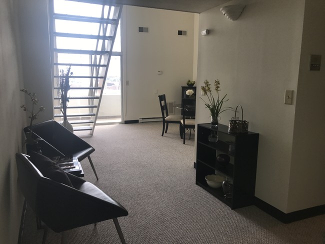Building Photo - G Properties at Park Place, LLC Rental