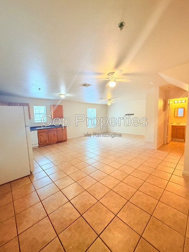 6701 Brothers Ln