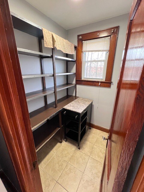 Photo - 184 William St Unit 2nd Floor